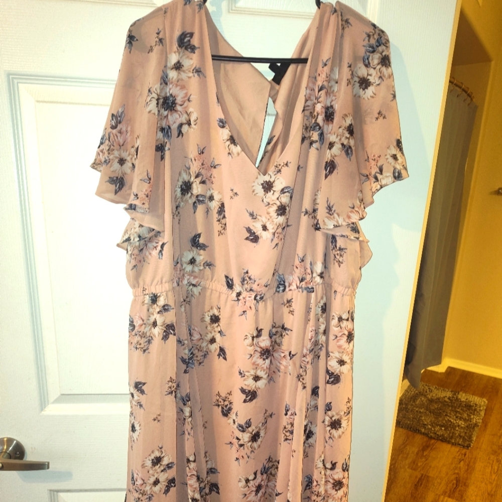 Torrid Lightweight Midi Floral Dress Size 4